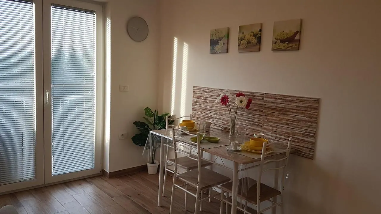 Apartments Glorija Pula Hırvatistan